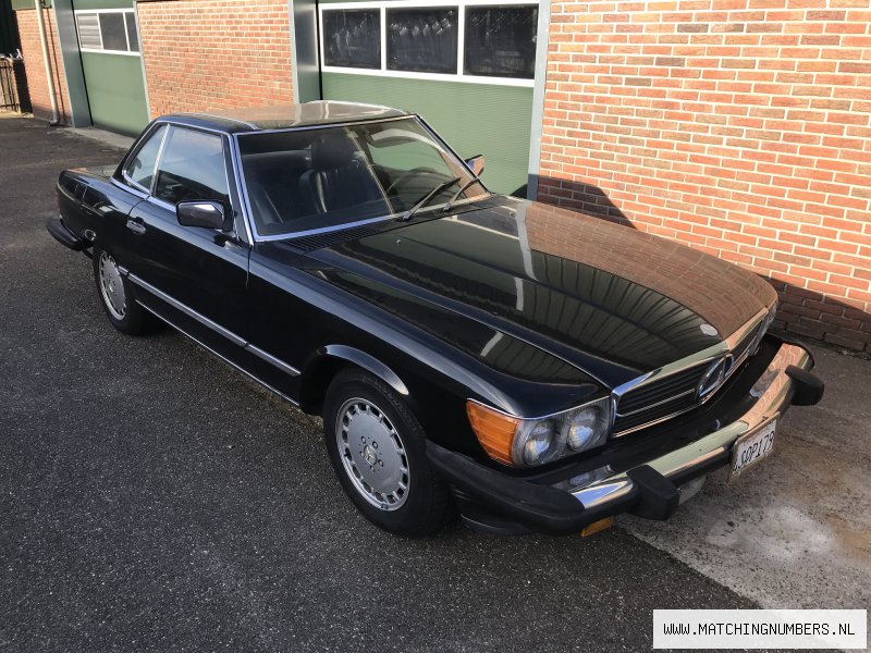 1986 - Mercedes Benz 560 SL Cabriolet (R107)