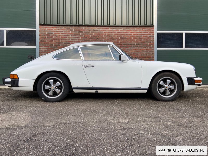 1976 - Porsche 911 2.7 S Coupe Grand Prix White