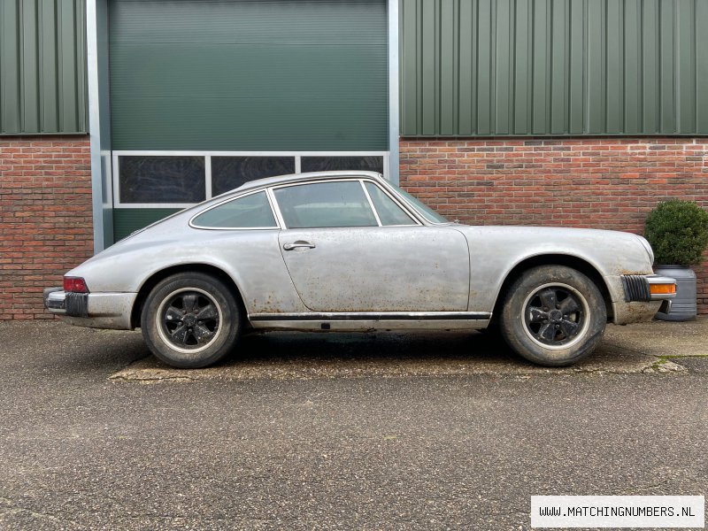 1975 - Porsche 911 2.7 S Coupe Silver Anniversary Edition