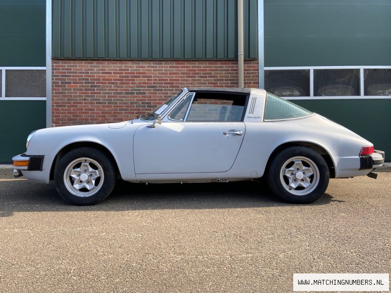 1975 - Porsche 911 2.7 S Targa Silver Anniversary Edition