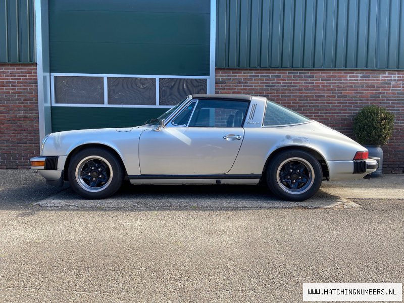 1975 - Porsche 911 2.7 S Targa Silver Metallic