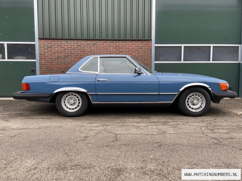 1983 - Mercedes Benz 380 SL Cabriolet Labrador Blue (R107)