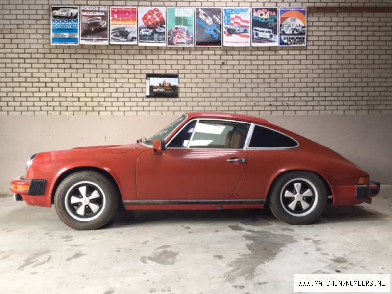 1977 - Porsche 911 2.7 S Coupe Peru Red 