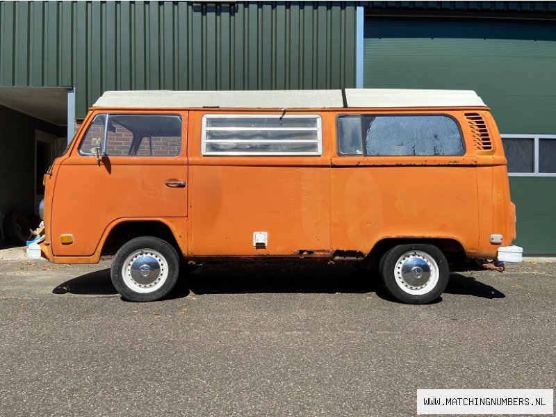 1973 - Volkswagen T2B Westfalia Camper Brilliant Orange