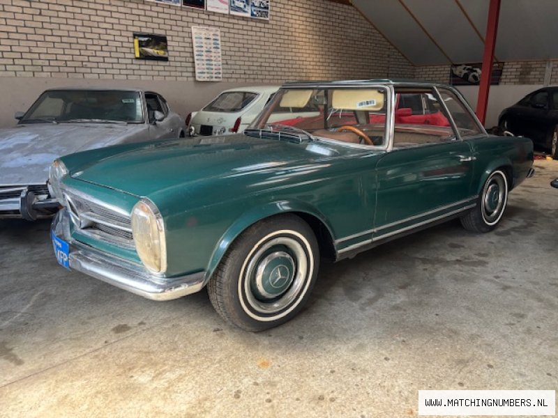 1963 - Mercedes 230 SL Pagode Cabriolet Dark Green (W113)